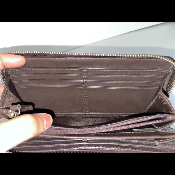 🌸COACH long wallet🌸 - Picture 12 of 15